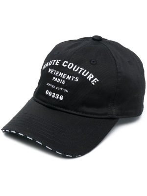 

Logo-embroidered cap, VETEMENTS Logo-embroidered cap