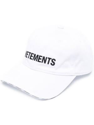 

Logo-embroidered cap, VETEMENTS Logo-embroidered cap