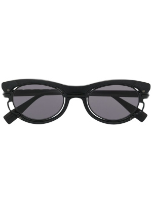 

Cat-eye cut-out frame sunglasses, Kuboraum Cat-eye cut-out frame sunglasses