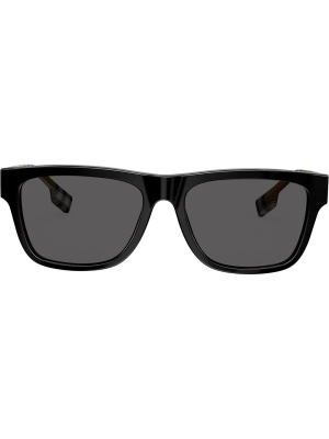 

Square frame sunglasses, Burberry Eyewear Square frame sunglasses