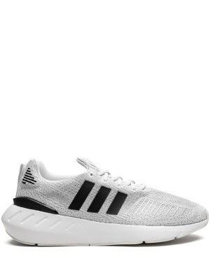 

Swift Run 22 low-top sneakers, Adidas Swift Run 22 low-top sneakers