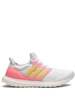 

Ultraboost DNA 5.0 sneakers, Adidas Ultraboost DNA 5.0 sneakers