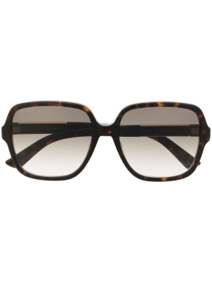 

Logo-plaque square-frame sunglasses, Gucci Eyewear Logo-plaque square-frame sunglasses