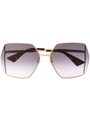 

Oversized-frame sunglasses, Gucci Eyewear Oversized-frame sunglasses