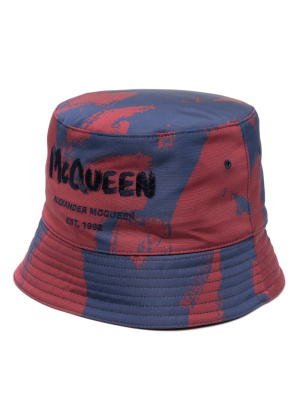 

Graffiti-print bucket hat, Alexander McQueen Graffiti-print bucket hat