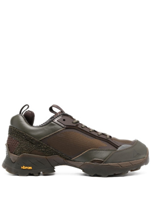 

Low-top sneakers, ROA Low-top sneakers