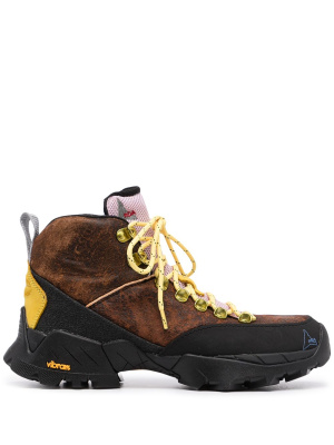 

Chunky lace-up boots, ROA Chunky lace-up boots