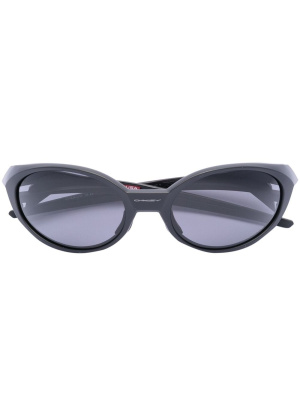 

Oval frame sunglasses, Oakley Oval frame sunglasses
