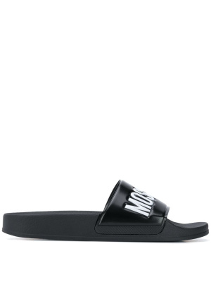 

Logo slides, Moschino Logo slides