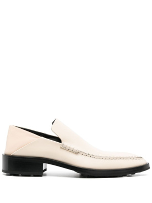 

Pointed-toe leather loafers, Jil Sander Pointed-toe leather loafers