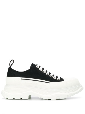

Low-top flatform sneakers, Alexander McQueen Low-top flatform sneakers