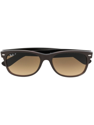 

Logo-plaque sunglasses, Ray-Ban Logo-plaque sunglasses