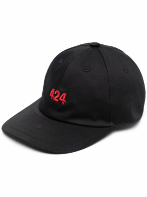 

Embroidered logo cap, 424 Embroidered logo cap