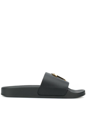 

Signature slides, Giuseppe Zanotti Signature slides