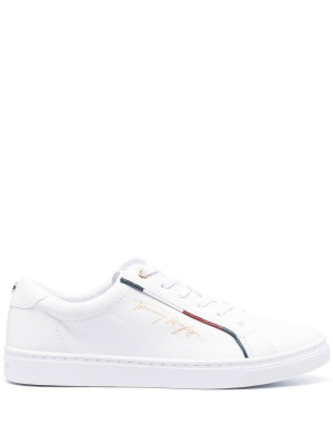 

Logo-print low-top sneakers, Tommy Hilfiger Logo-print low-top sneakers