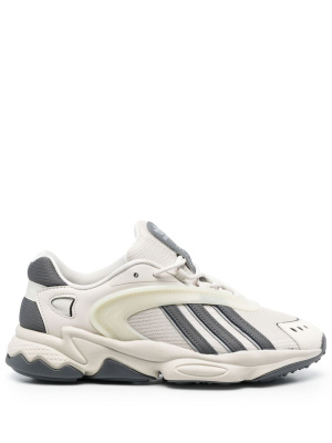 

Oztral panelled low-top sneakers, Adidas Oztral panelled low-top sneakers