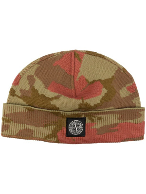 

Camouflage-print knitted beanie, Stone Island Camouflage-print knitted beanie