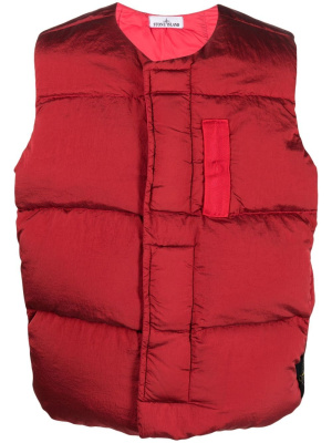 

ECONYL® Regenerated down-filled gilet, Stone Island ECONYL® Regenerated down-filled gilet