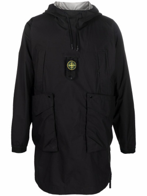 

Logo-patch drawstring-hood raincoat, Stone Island Logo-patch drawstring-hood raincoat