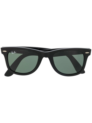 

Square frame sunglasses, Ray-Ban Square frame sunglasses