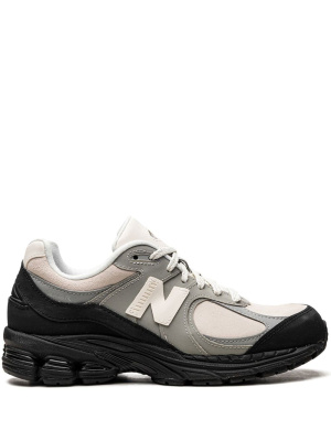 

2002R low-top sneakers, New Balance 2002R low-top sneakers
