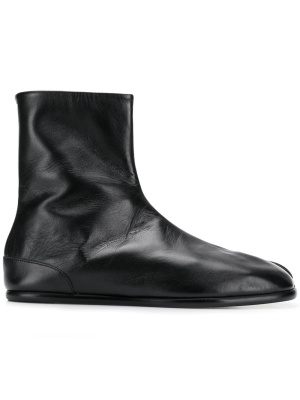 

Tabi ankle boots, Maison Margiela Tabi ankle boots