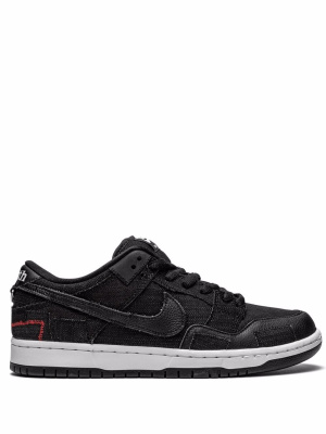 

SB Dunk Low sneakers, Nike SB Dunk Low sneakers