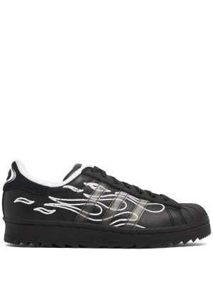 

Ultrabounce low-top sneakers, Adidas Ultrabounce low-top sneakers