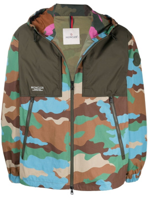 

Camo-print panelled hooded jacket, Moncler Camo-print panelled hooded jacket