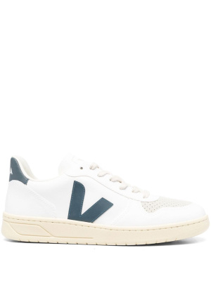 

Low-top sneakers, VEJA Low-top sneakers