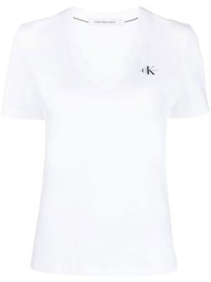 

Logo-print V-neck T-shirt, Calvin Klein Logo-print V-neck T-shirt