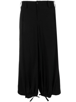 

Cropped wide-leg trousers, Yohji Yamamoto Cropped wide-leg trousers