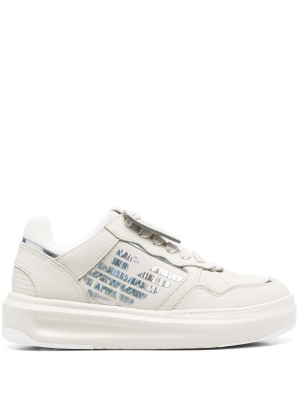 

Logo-print low-top sneakers, Emporio Armani Logo-print low-top sneakers