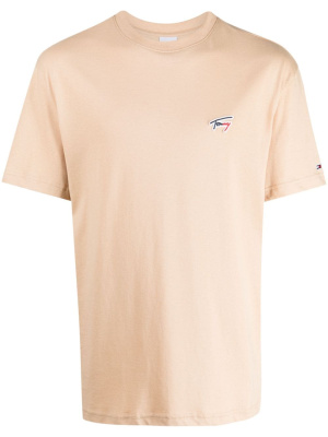 

Signature logo-patch cotton T-shirt, Tommy Jeans Signature logo-patch cotton T-shirt