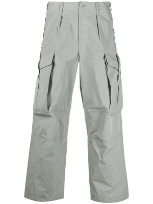 

Straight-leg cargo trousers, Attachment Straight-leg cargo trousers