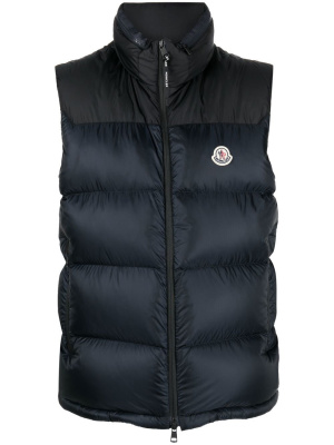 

Padded-panel logo patch gilet, Moncler Padded-panel logo patch gilet
