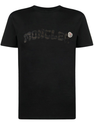 

Logo-print short-sleeve T-shirt, Moncler Logo-print short-sleeve T-shirt