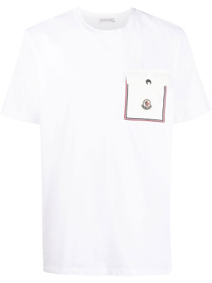 

Logo patch pocket T-shirt, Moncler Logo patch pocket T-shirt