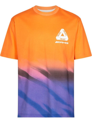 

X AMG 2.0 London T-shirt, Palace X AMG 2.0 London T-shirt