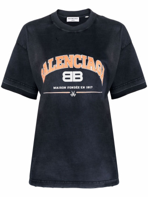 

Logo-print distressed T-shirt, Balenciaga Logo-print distressed T-shirt