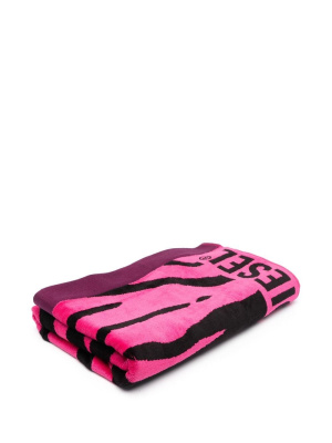 

Logo-print beach towel, Diesel Logo-print beach towel