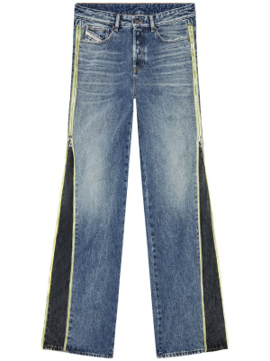 

Logo-patch wide-leg jeans, Diesel Logo-patch wide-leg jeans