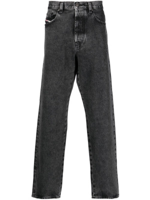 

Mid-rise straight-leg jeans, Diesel Mid-rise straight-leg jeans