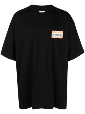 

Logo-print short-sleeve T-shirt, VETEMENTS Logo-print short-sleeve T-shirt