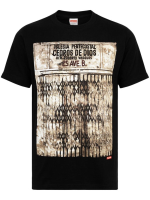 

Iglesia Pentecostal graphic-print T-shirt, Supreme Iglesia Pentecostal graphic-print T-shirt