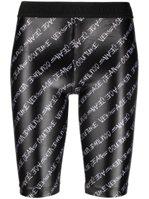 

Logo-print knee-length shorts, Versace Jeans Couture Logo-print knee-length shorts