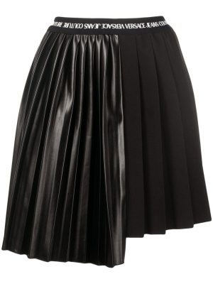 

Panelled asymmetric pleated skirt, Versace Jeans Couture Panelled asymmetric pleated skirt