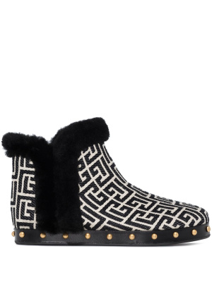 

Logo shearling ankle boots, Balmain Logo shearling ankle boots