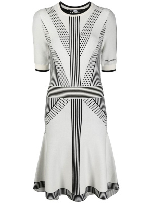 

Abstract-print knitted dress, Karl Lagerfeld Abstract-print knitted dress