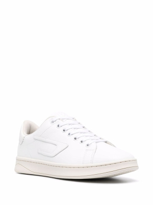 

Debossed-logo low top sneakers, Diesel Debossed-logo low top sneakers